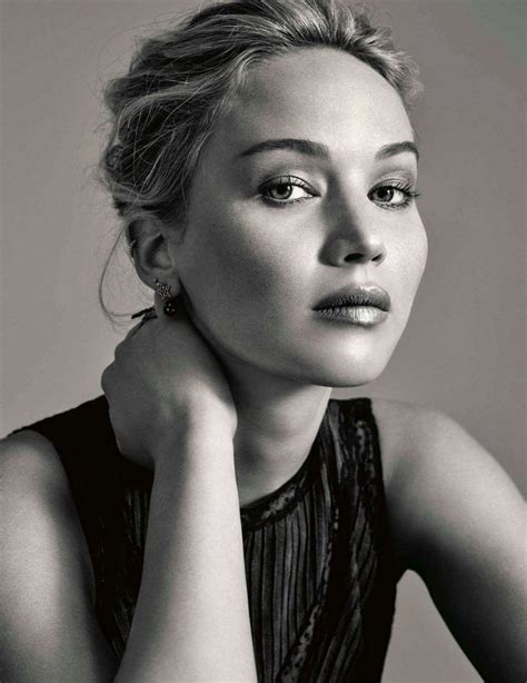 jennifer lawrence photoshoot vogue